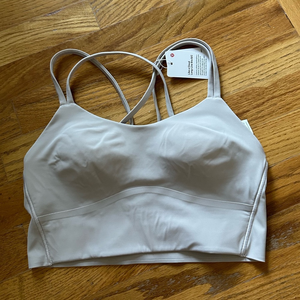NWT Lululemon Like a cloud bra long line